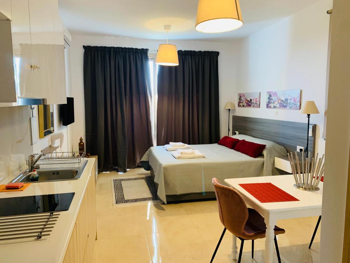 Harmony Seaview Apartments Pafos Exterior foto
