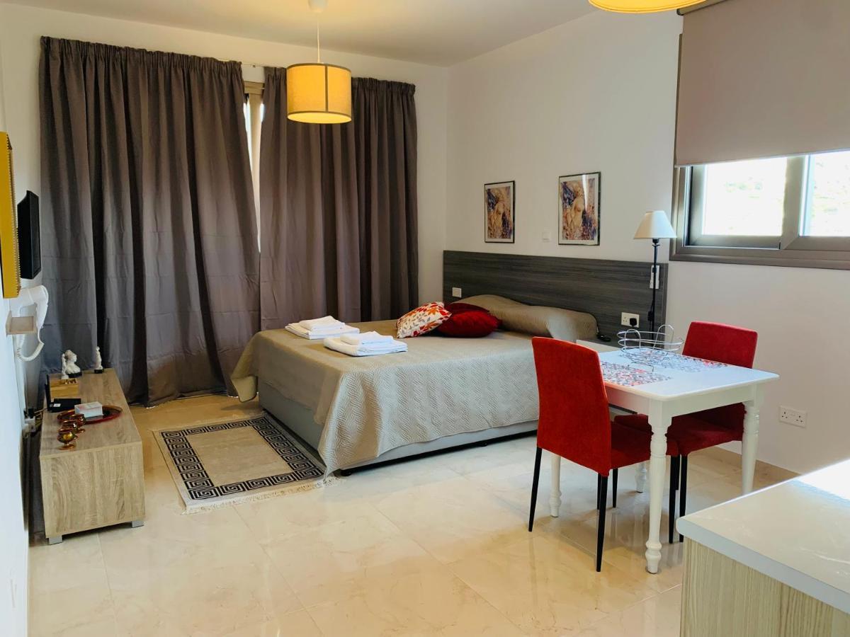 Harmony Seaview Apartments Pafos Exterior foto