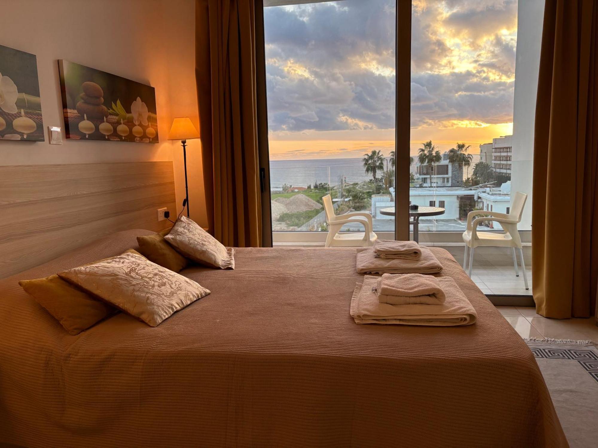 Harmony Seaview Apartments Pafos Exterior foto